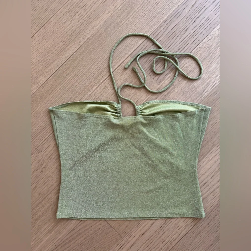 Reformation Anders Metallic Stretch Jersey Halterneck Top in Green NWOT | XL - Picture 5 of 7